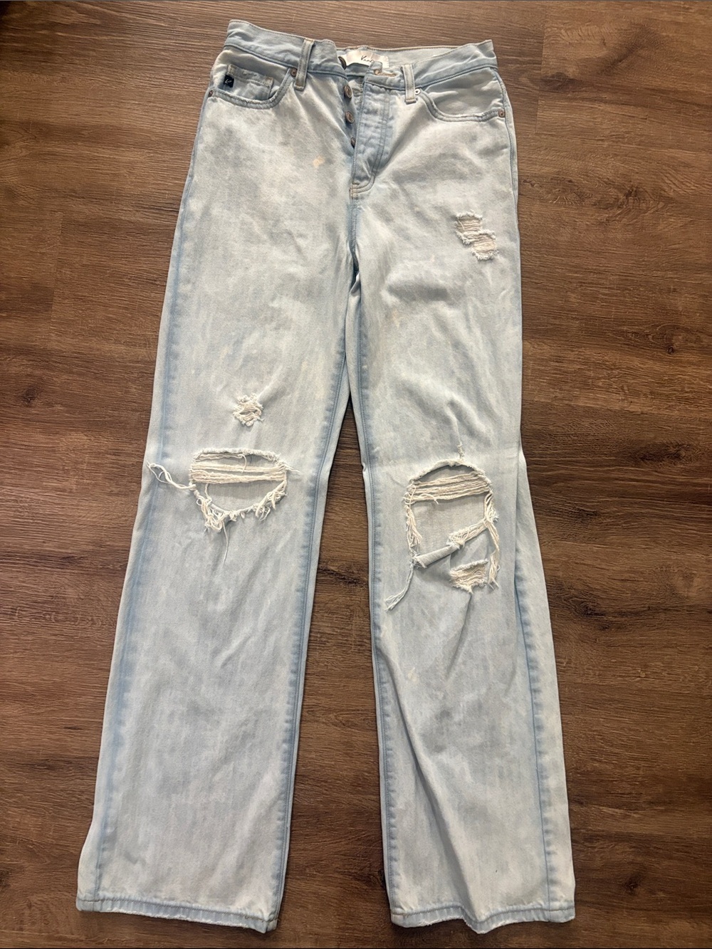 KanCan Light Wash Distressed Women’s Jeans